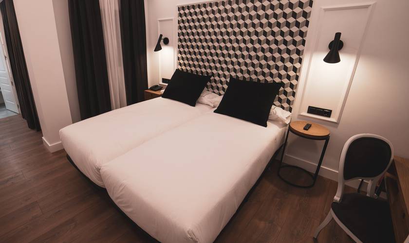 Habitación triple Hotel Boutique Colón Plaza Valladolid Habitación triple Hotel Boutique Colón Plaza Valladolid