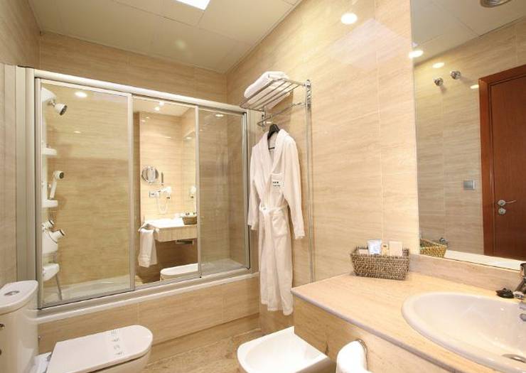 Habitación doble con cama extra Hotel Boutique Atrio Valladolid Habitación doble con cama extra Hotel Boutique Atrio Valladolid