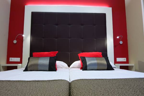 Double with an extra bed rooms Boutique Catedral Hotel in Valladolid